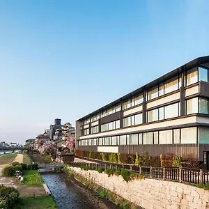京都索拉利亚西铁尊贵酒店 4* 京都